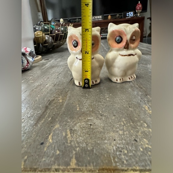 Vintage Shawnee Pottery Winking Owl Salt & Pepper Shakers Late 1930's - Picture 2 of 5